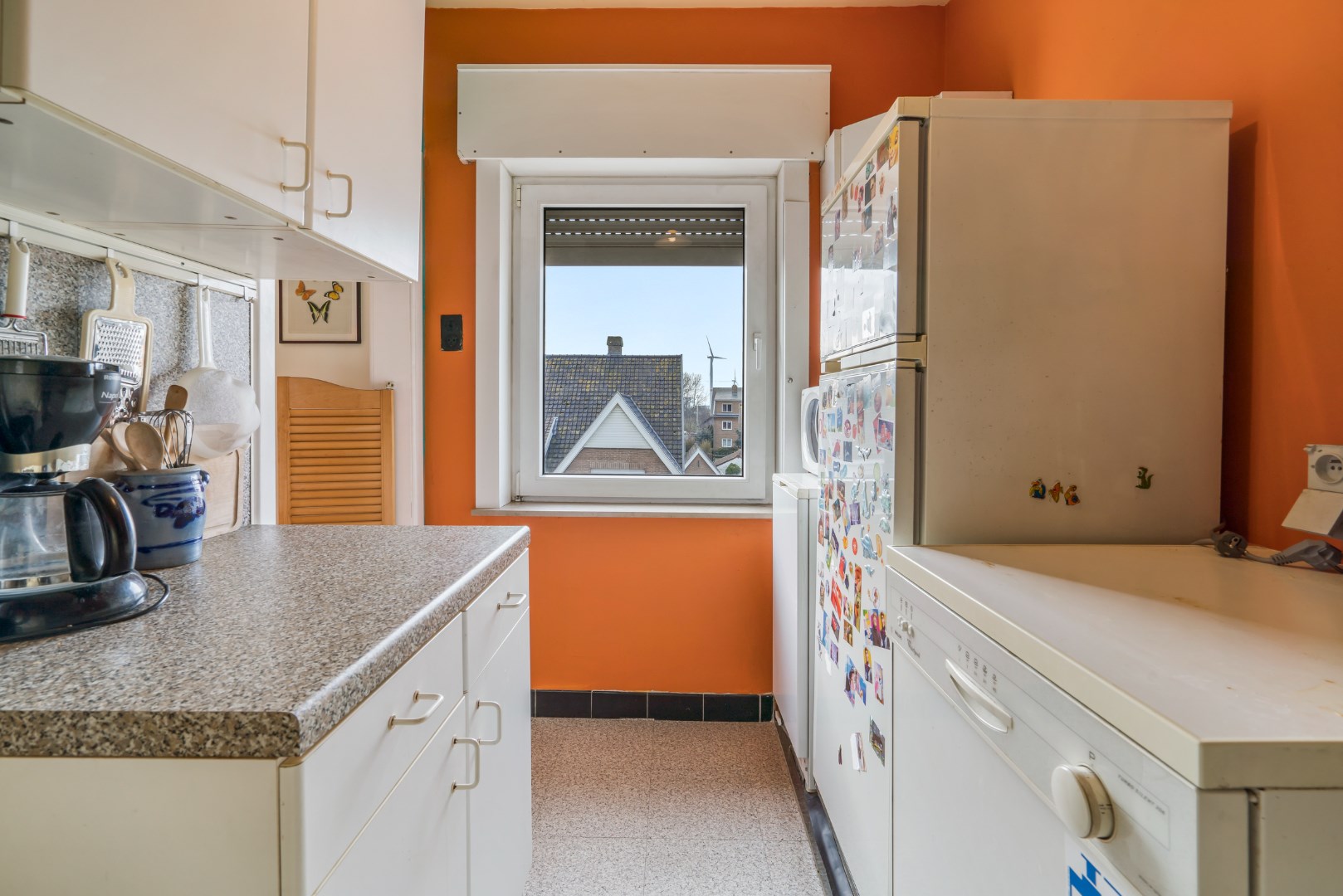 Te renoveren 2 slaapkamer appartement op het 2de verdiep 