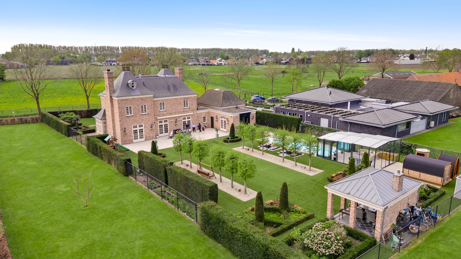 Kasteel te koop in Nederweert