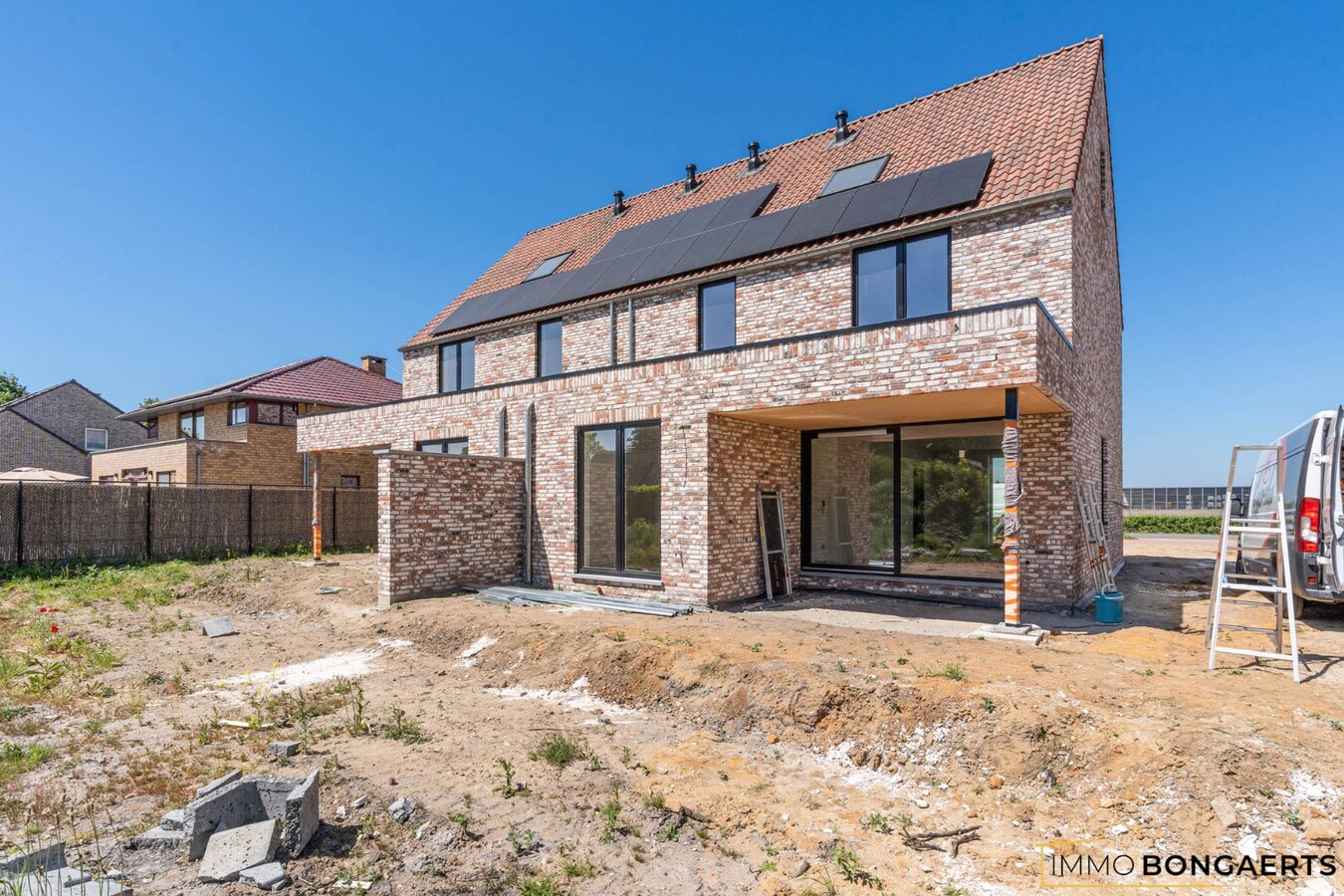 Nieuwbouwwoning met vier slaapkamers in Opglabbeek (NOG 1 BESCHIKBAAR) 