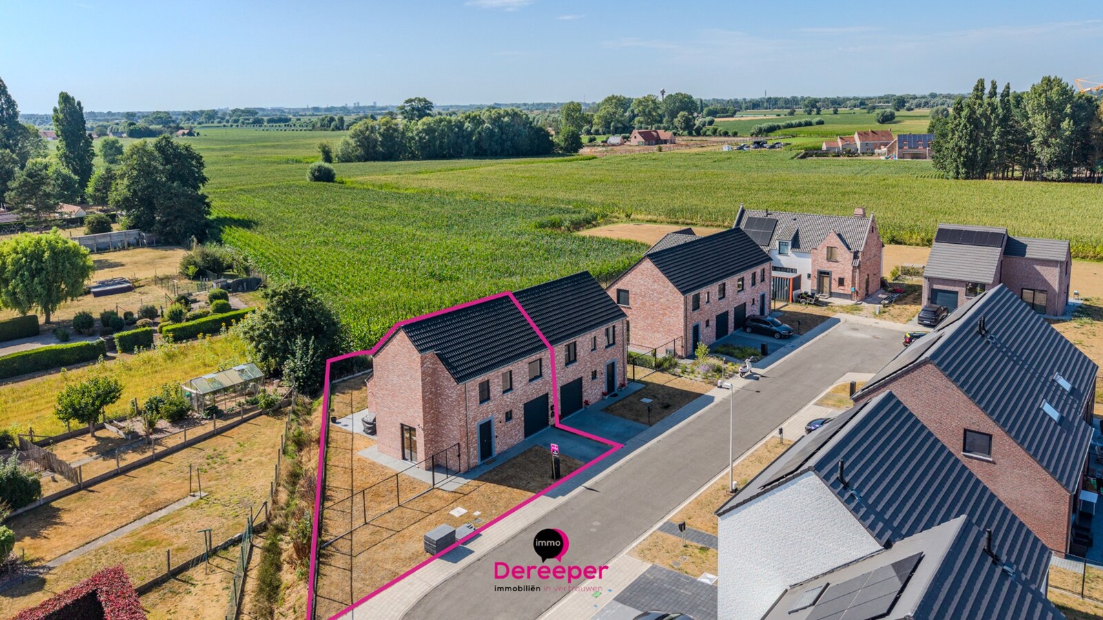 Half-open instapklare woning met 3 slaapkamers te Jabbeke 