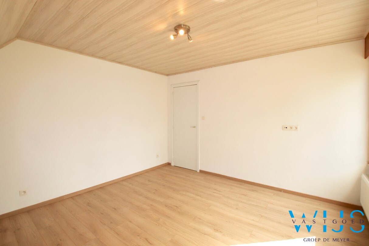 Centraal gelegen woonhuis met 4 slaapkamers te Kaprijke ! 