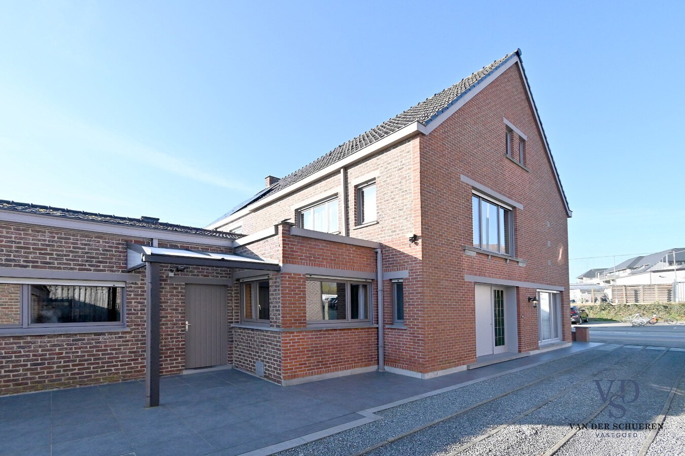 Ruime Half Open Bebouwing 