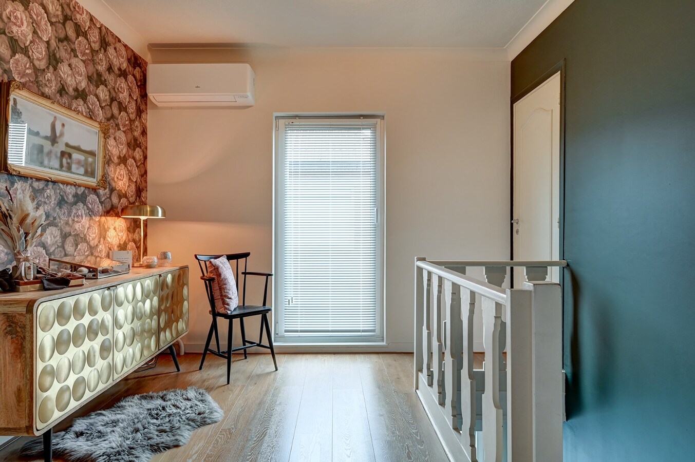 Totaal gerenvoveerde, charmante, halfopen woning met tuin, terras en garage in Kuringen (Hasselt ) 