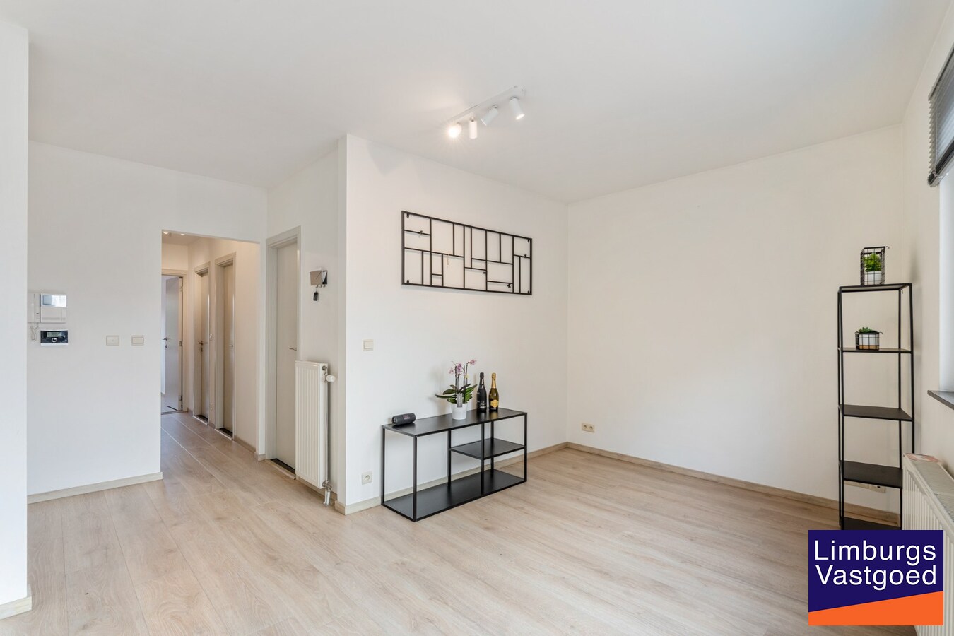 App., 119 m², 2 slpk, terras, autostaanplaats 