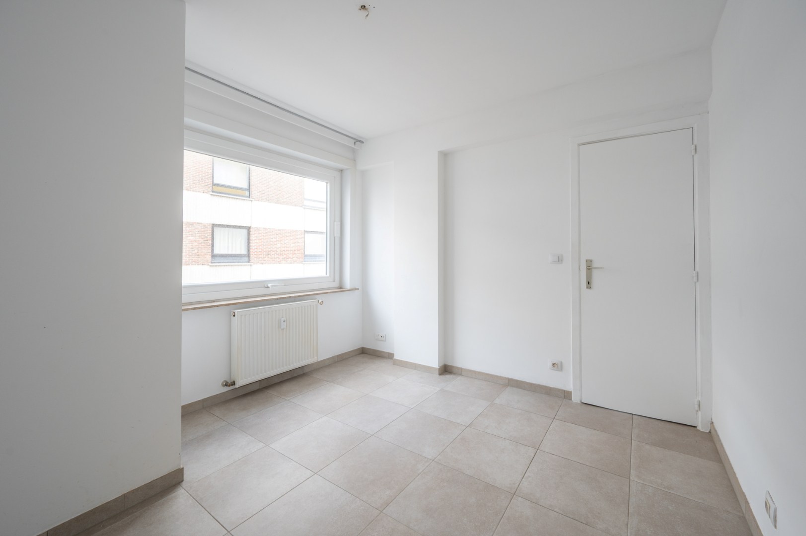 Hoekappartement met 2 slaapkamers en mooi zeezicht 