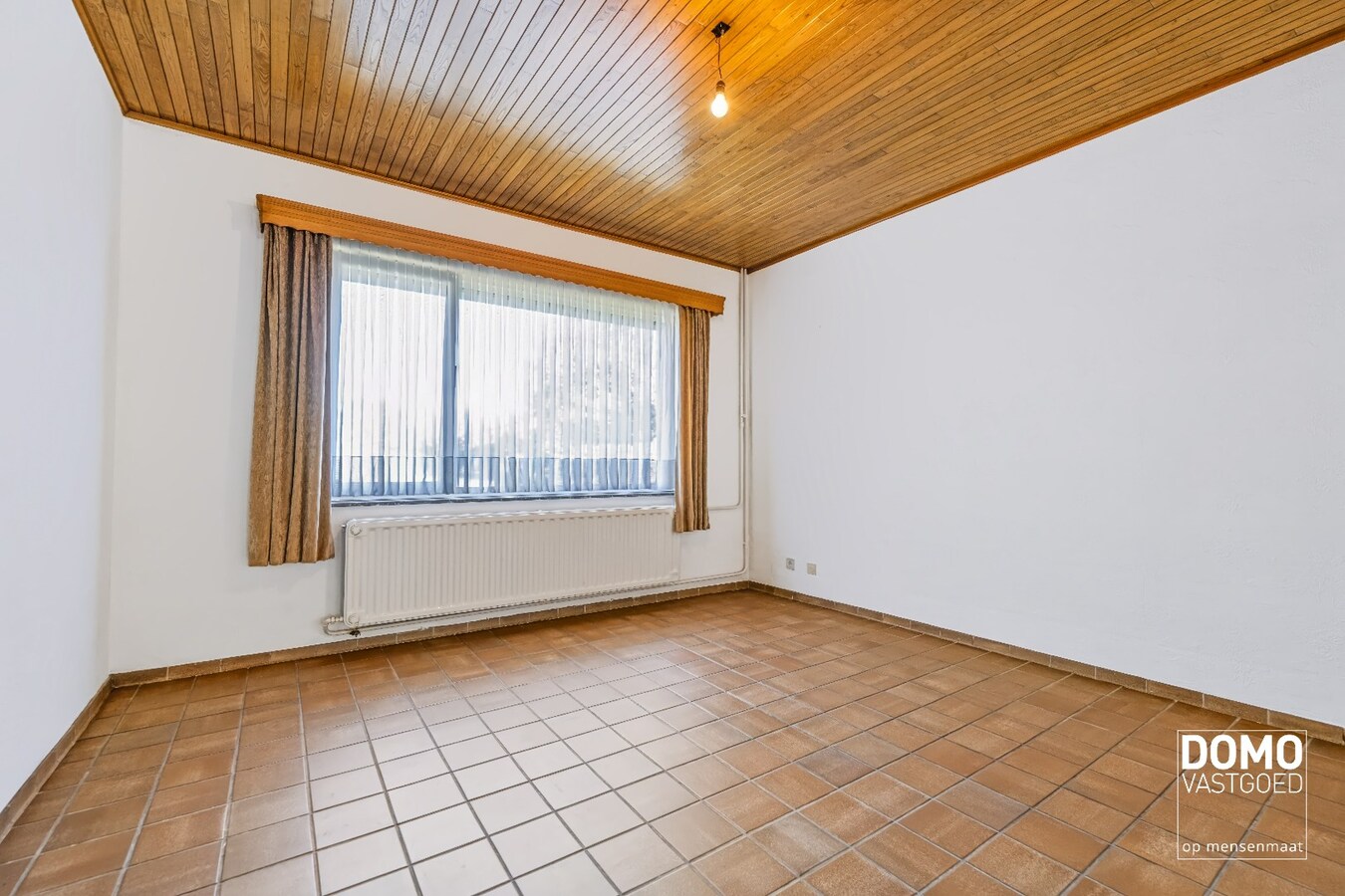 Zeer goed onderhouden woning op 9 are met potentieel 