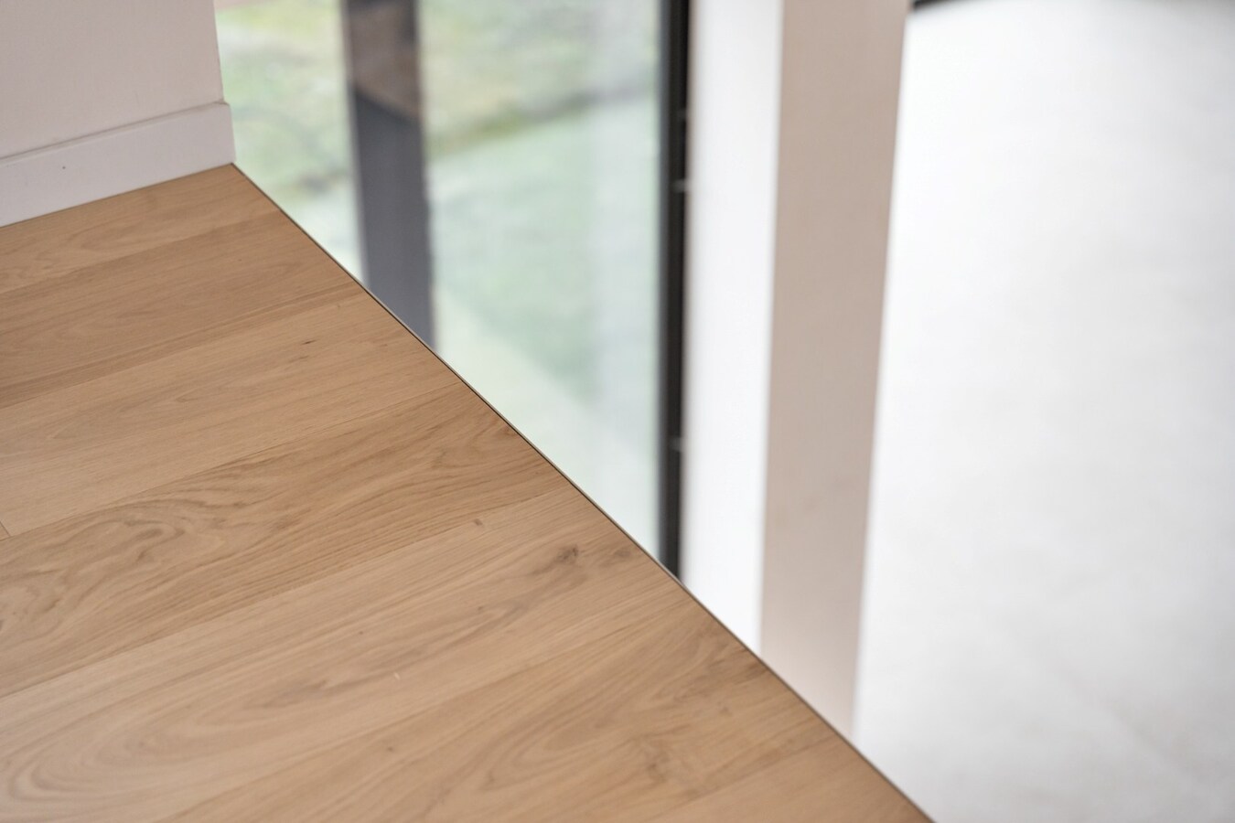 Exclusieve halfvrijstaande woning te koop na transformatie van bestaande hoeve naar 2 BEN-woningen! 