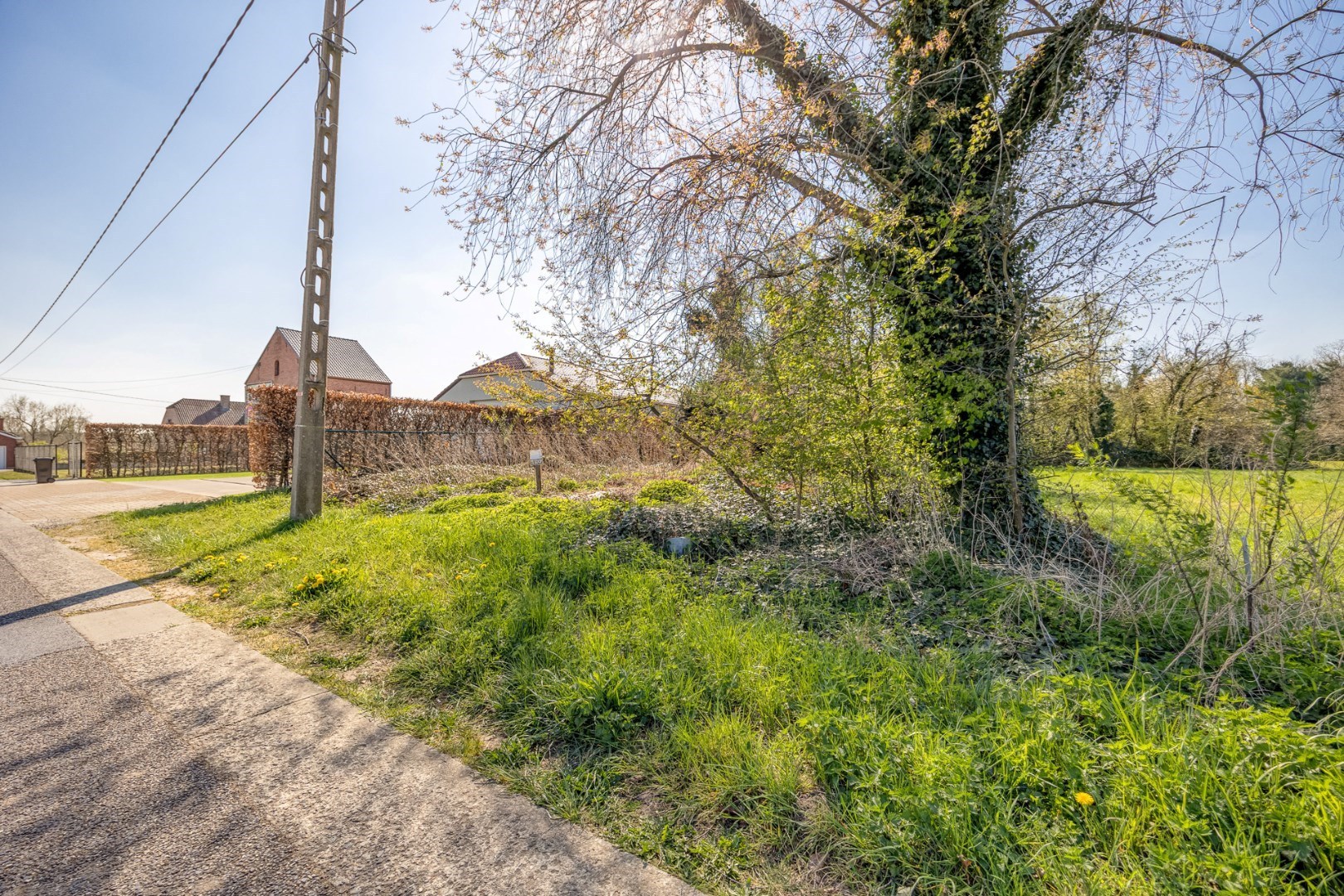 Charmante bouwgrond in rustige omgeving 