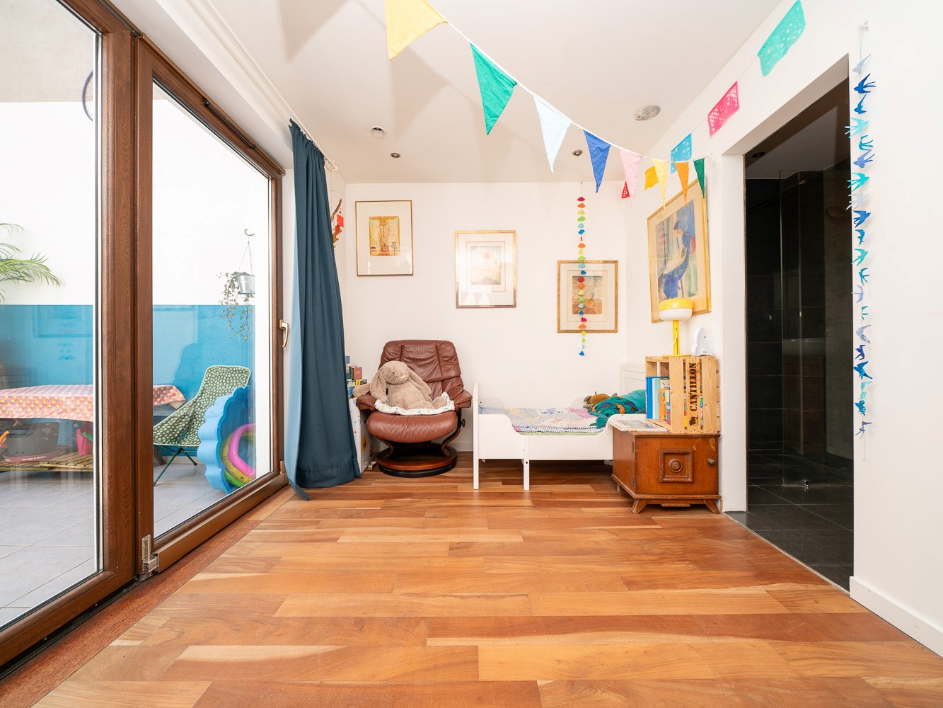 Recent 2-kamer gelijkvloersappartement met 2 terrassen 