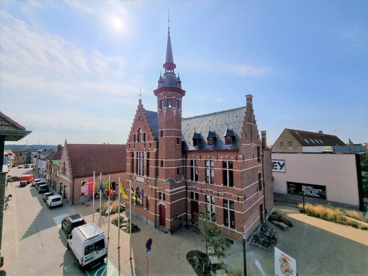 Zeer goed gelegen, gezellig appartement met grote terrassen te Heist 