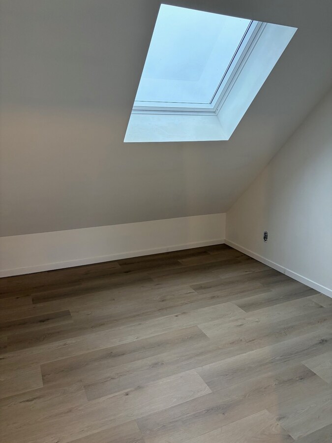 Prachtig duplex nieuwbouwappartement met twee slaapkamers 