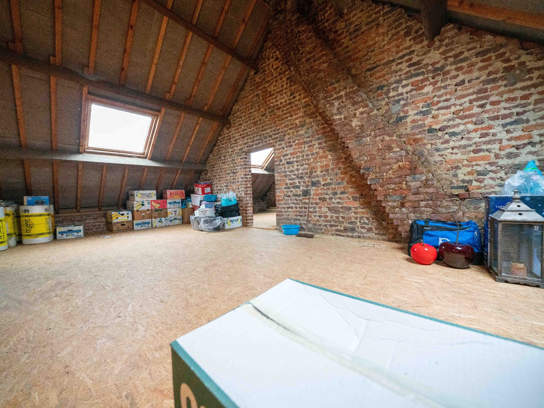 Eengezinswoning met 3 kamers, garage en tuin 