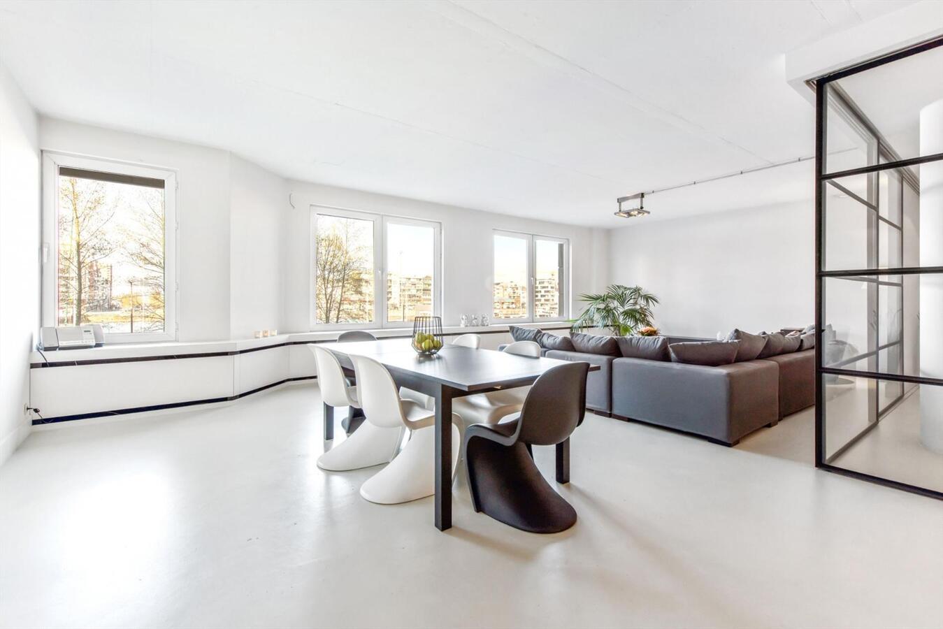 Uniek appartement met tuin op de mooiste locatie van Antwerpen 