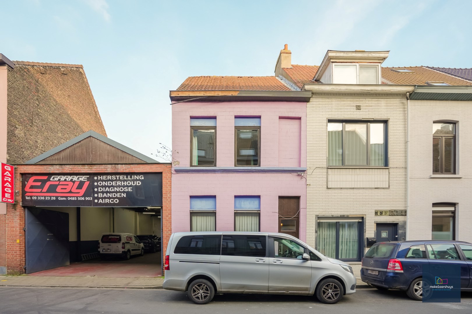 VERKOCHT !!! Te renoveren woning met aangename buitenruimte 