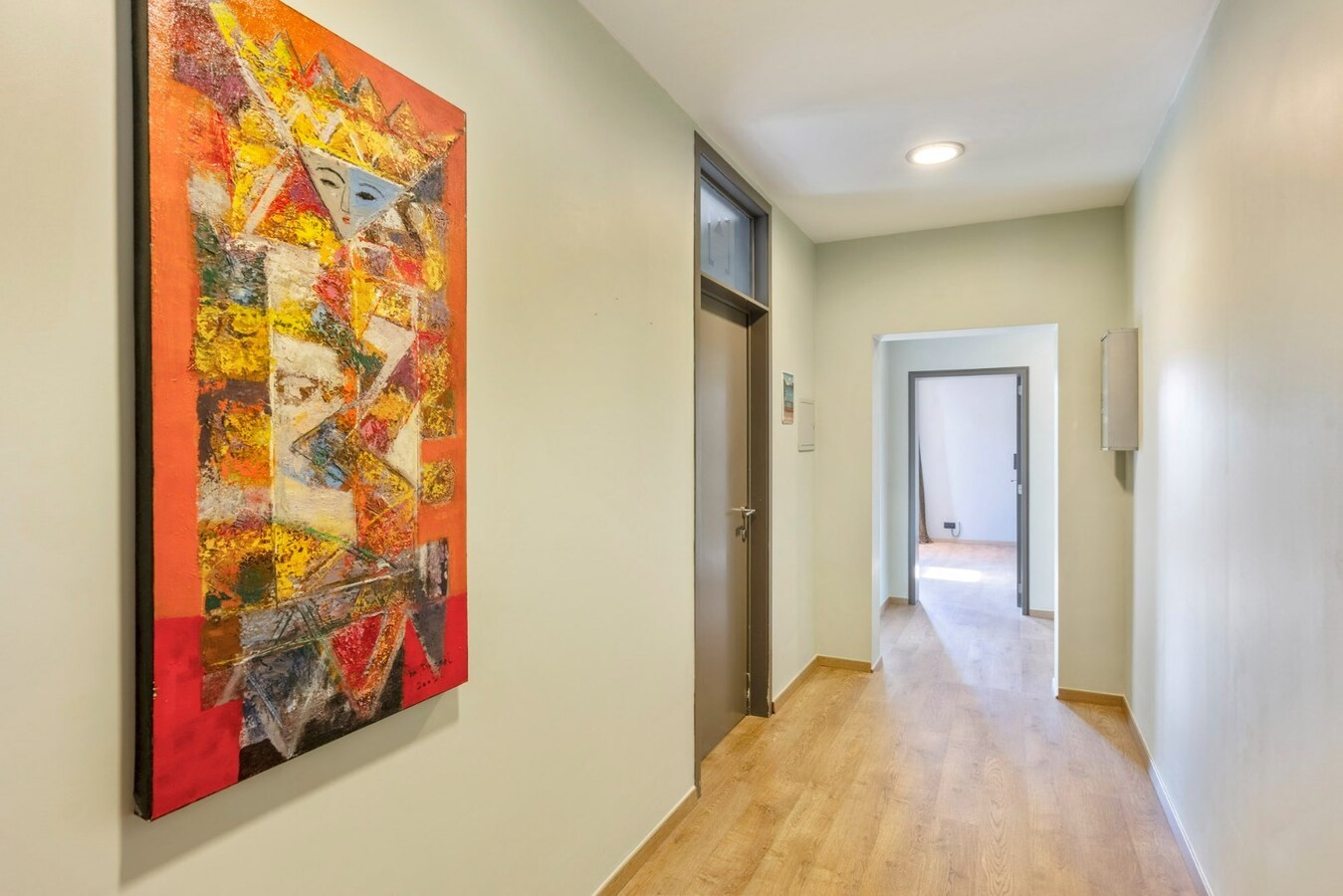 Luxe herenhuis met praktijkruimte in Niel-bij-As 