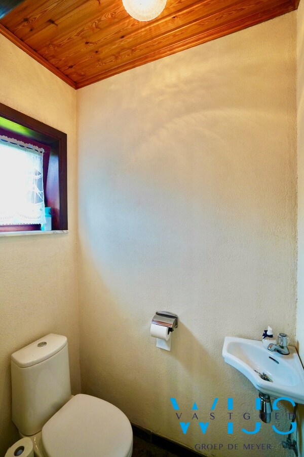 Ideaal woonhuis op fantastische locatie te Assenede ! 