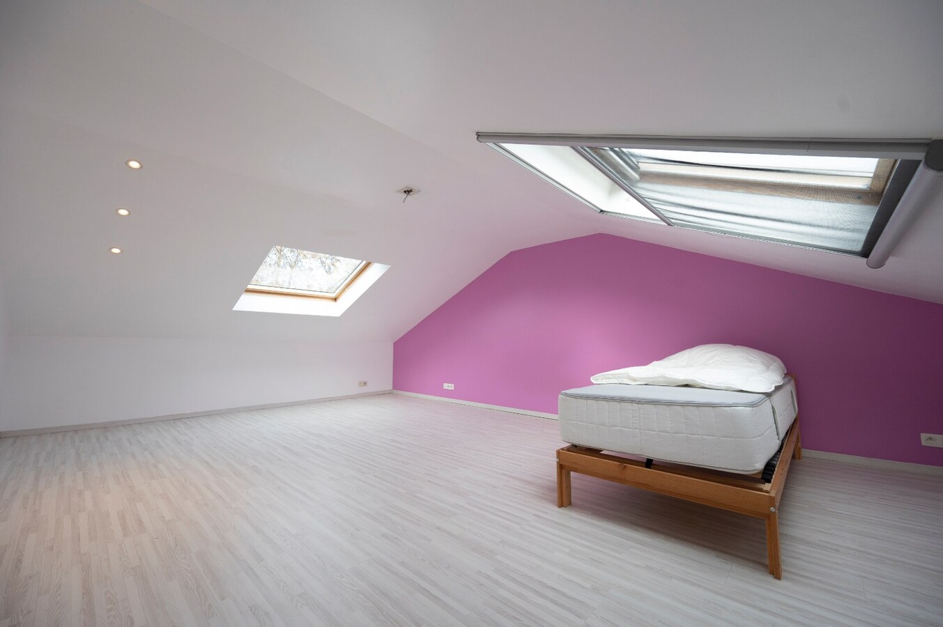 EXCLUSIEVE LOFTVILLA IN OASE VAN RUST OP ZUCHT VAN ZEE 