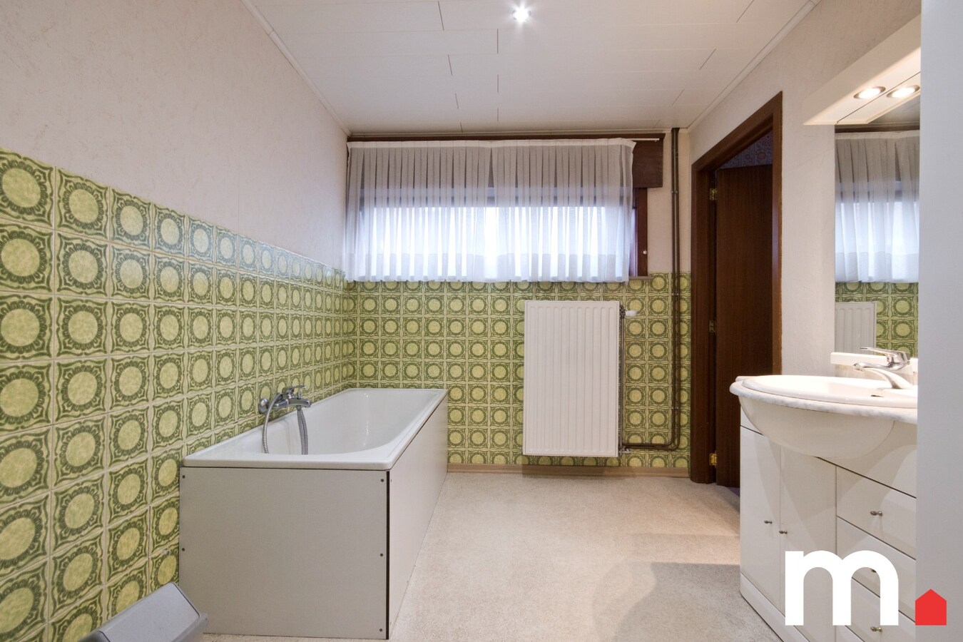 Ruime eigendom in Izegem – ideaal voor wonen en werken of opbrengsteigendom! 