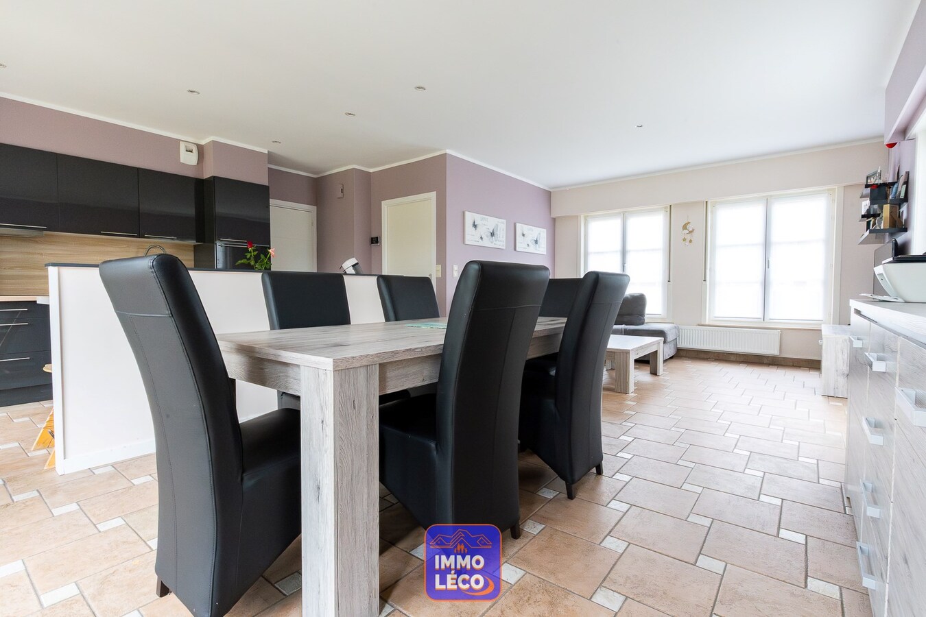 Villa "Semi Plain-Pied" avec jardin, 2 garages et parking privatif 