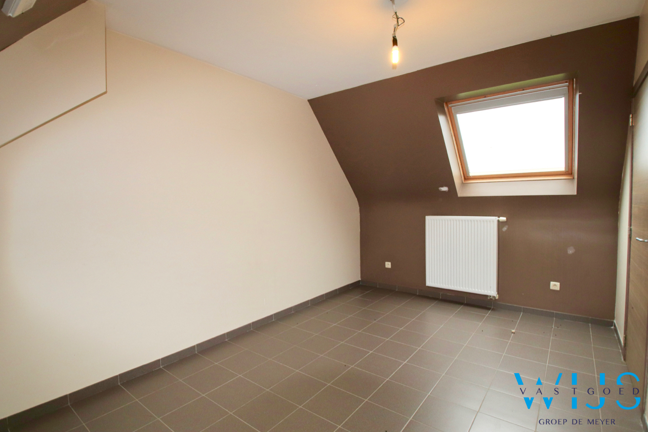 Instapklare bel-étage met 3 slaapkamers te ASSENEDE ! 