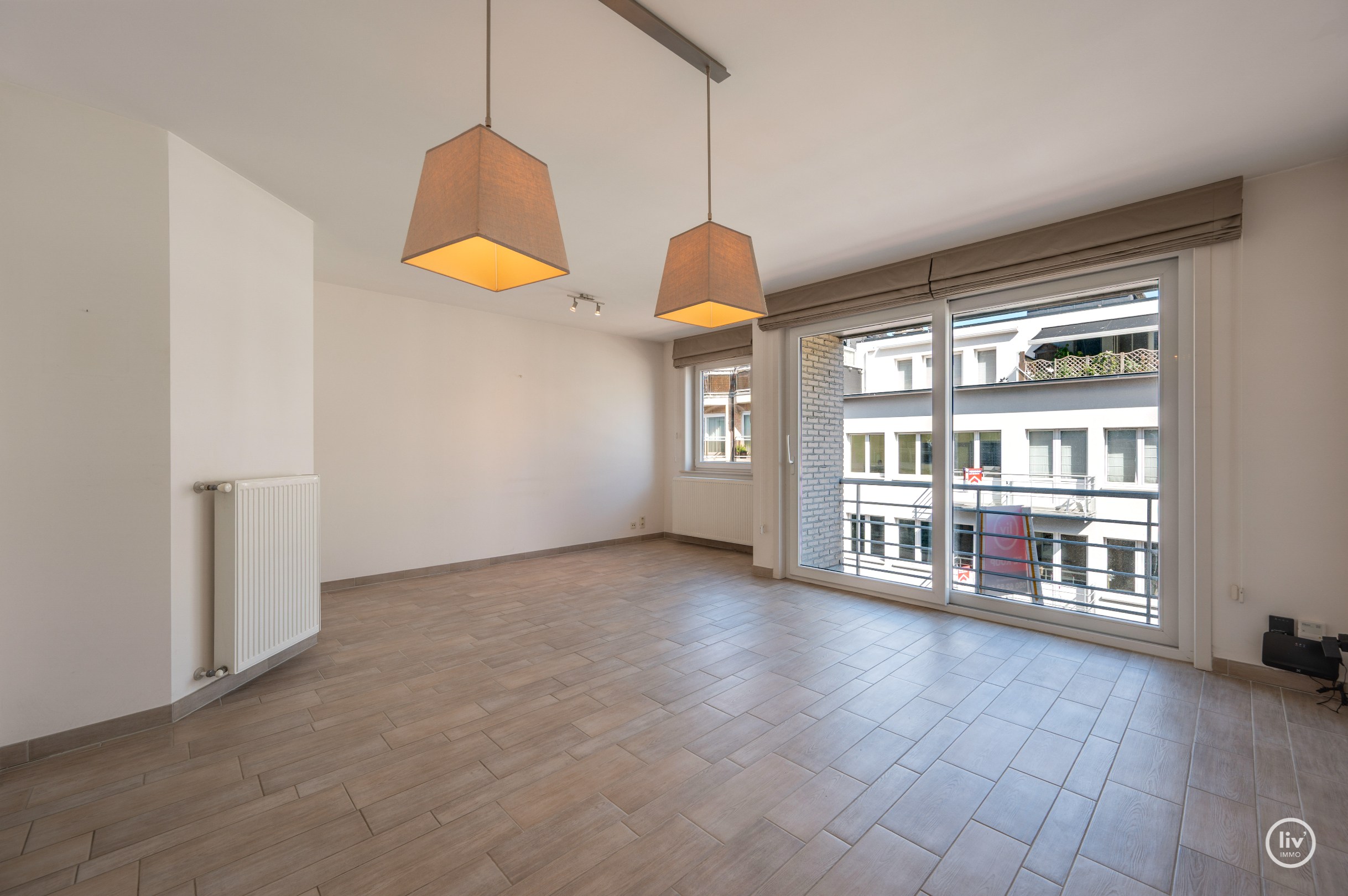 Instapklaar  2-slaapkamerappartement op een centrale ligging te Bayauxlaan in Knokke. 