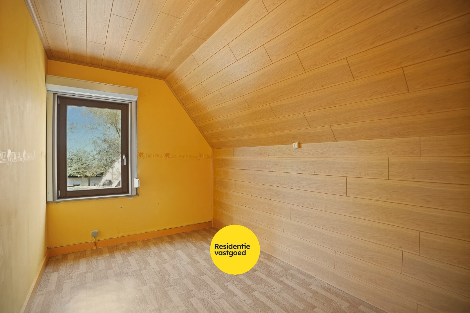 Open bebouwing met zonnige tuin in Sint-Michiels 