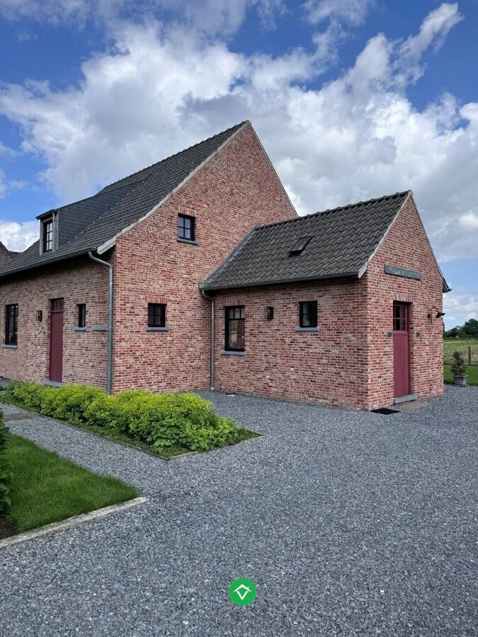 Alleenstaande nieuwbouwwoning te Aartrijke 