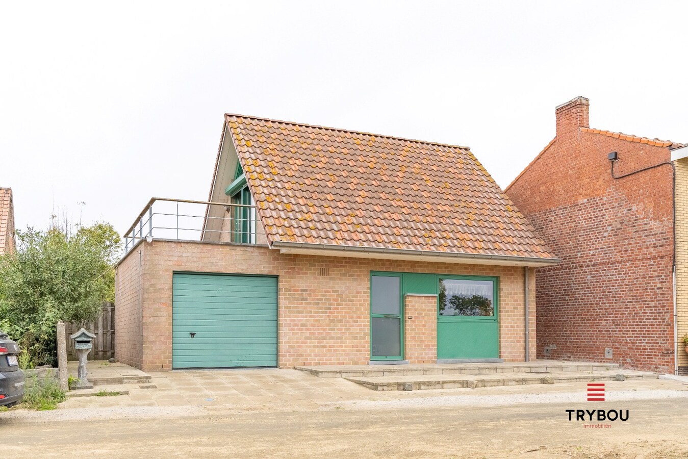 Open woning op ruim perceel in Jonkershove 