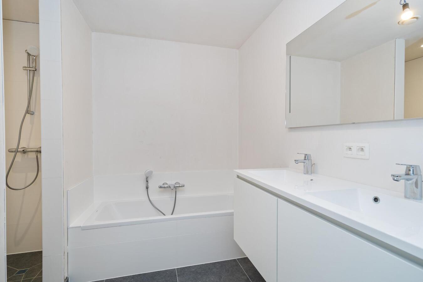 Rustig gelegen nieuwbouwwoning in centrum Houthulst 