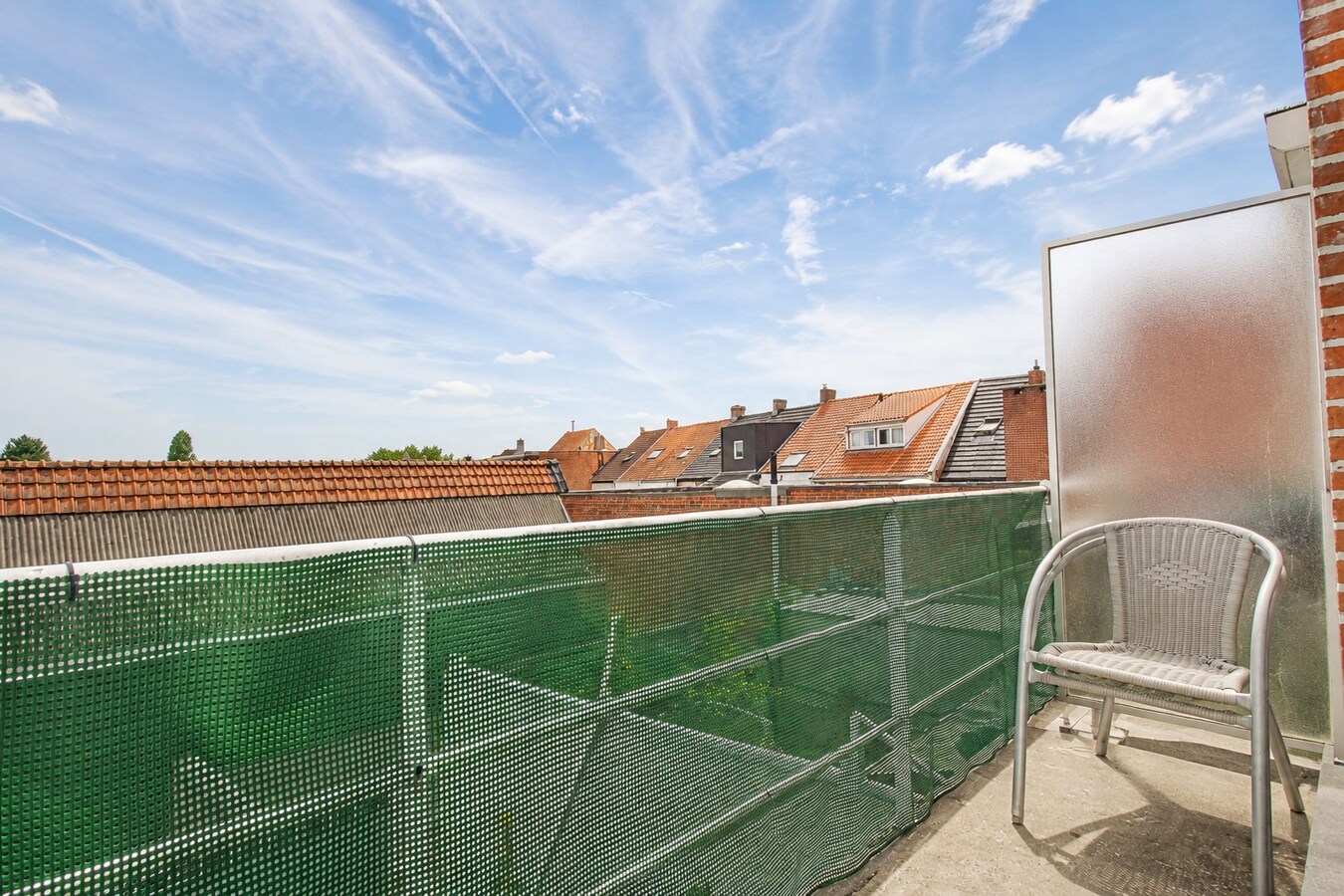 Te koop: Lichtrijk 2-slaapkamerappartement met dubbel terras en EPC-label B in hartje Sint-Niklaas! 