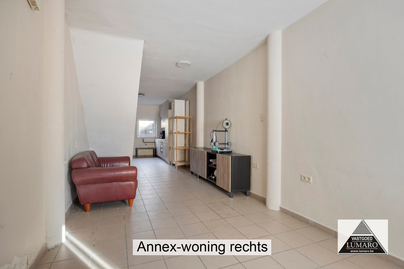 Ideale praktijk- of kangoeroewoning met tuintje en parking 