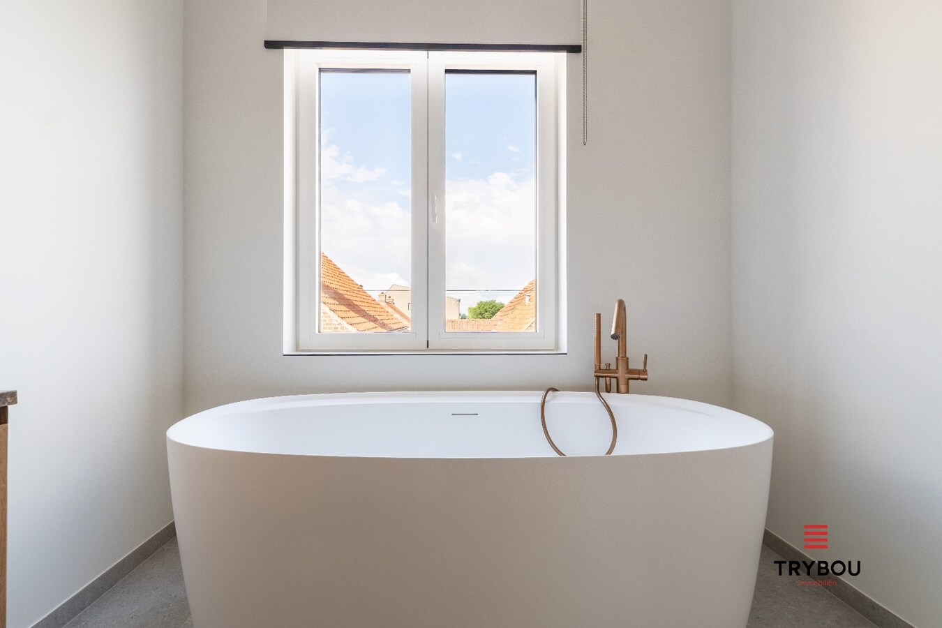 2 hoogwaardig afgewerkte nieuwbouwwoningen met garage 