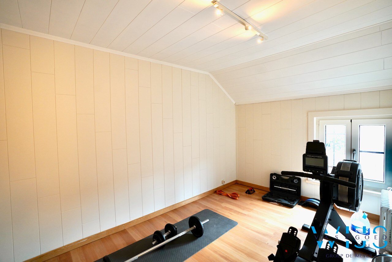 Instapklaar woonhuis op perceel van 450m² te ERTVELDE ! 