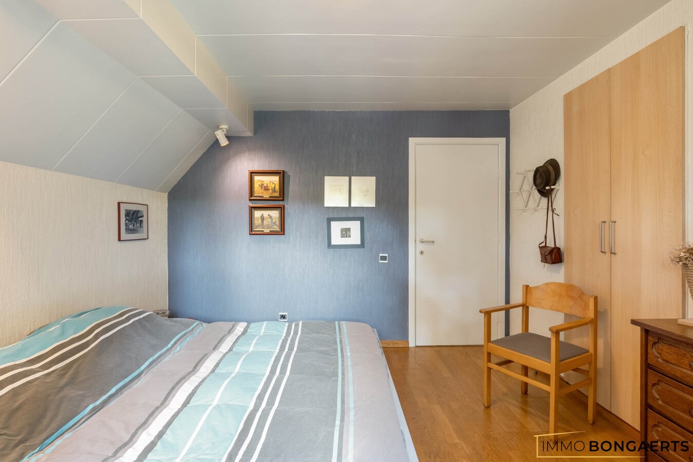 Zeer ruime woning op een leuke locatie te Bret-Gelieren 