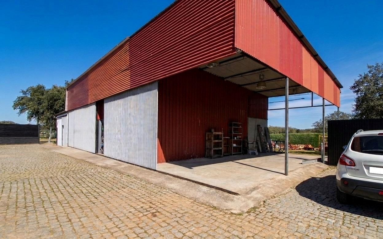 Villa te koop in Badajoz