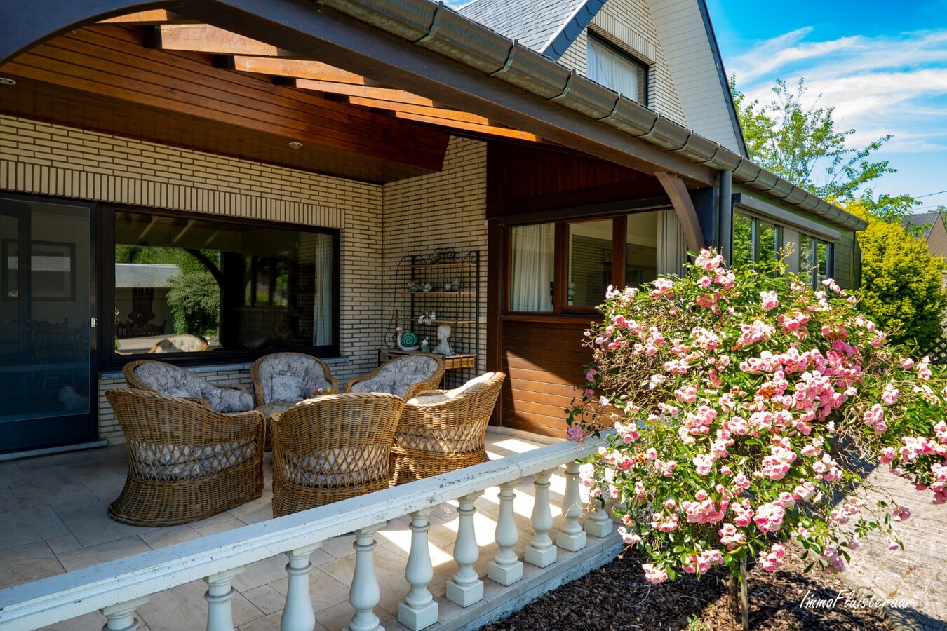Ruime woning met loods op ca. 1ha te Lummen 