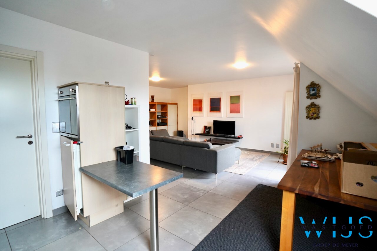 Gezellig tweeslaapkamer appartement met terras te Assenede ! 