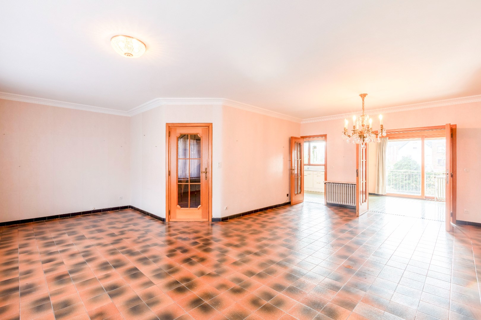 Zeer ruime gezinswoning met tuin en garage nabij Rozenbroekenpark 