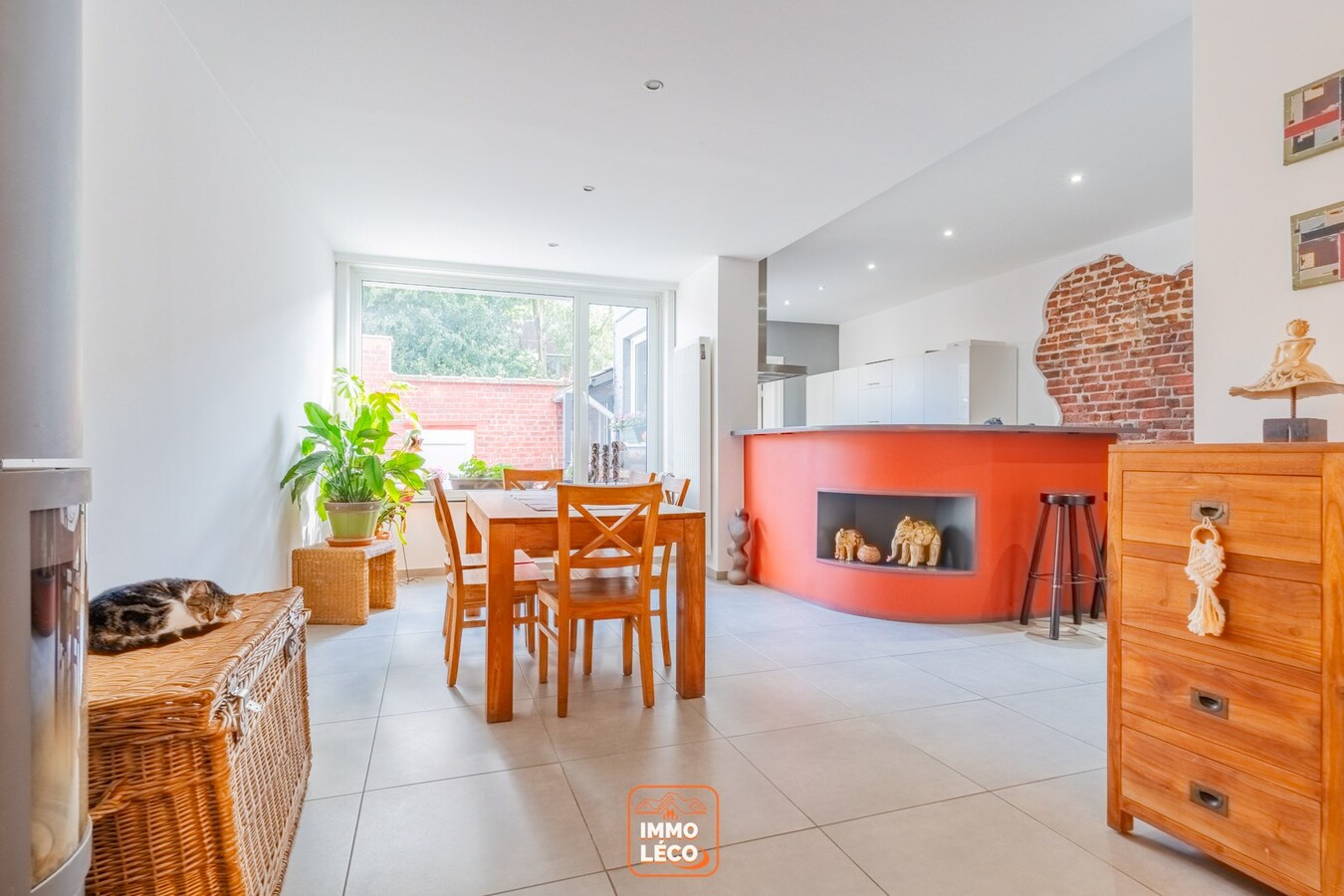 Grande maison avec surface commerciale, en plein centre-ville, COUP DE COEUR absolu ! 