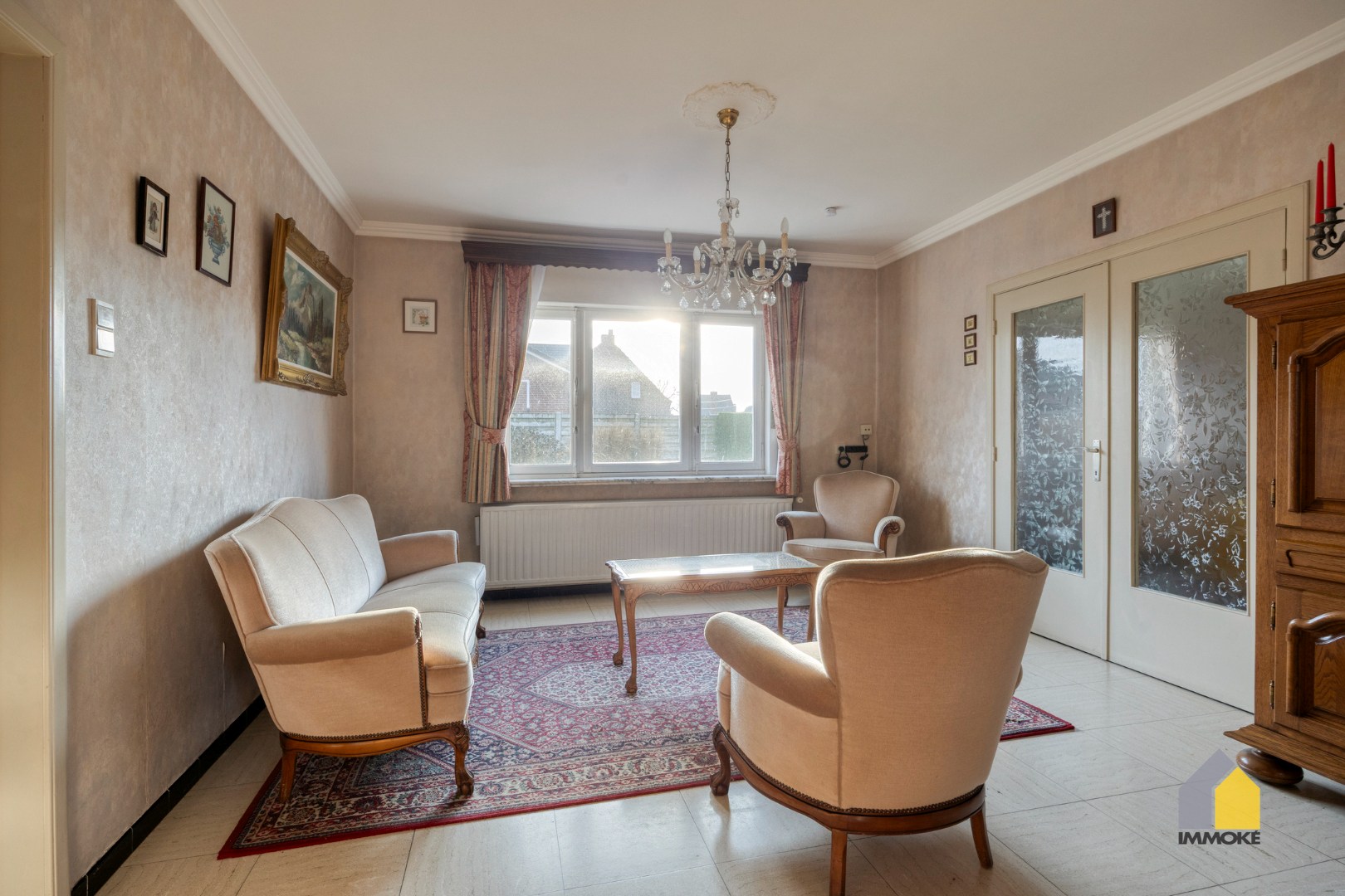 Op te frissen woning met 4 slpk op ruim perceel van 9 a 78 ca. 