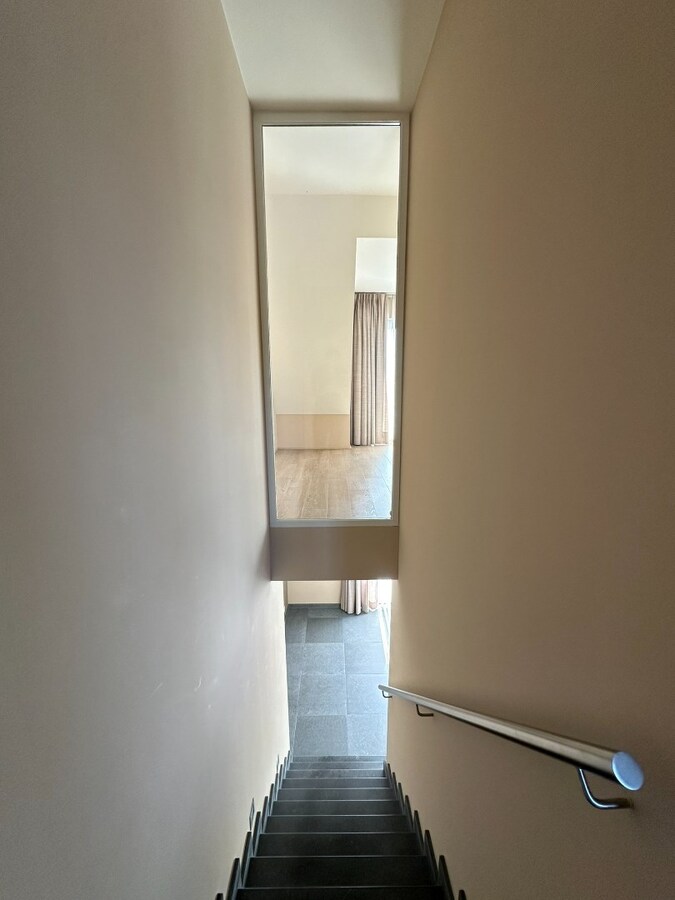 Prachtig, ruim duplex-appartement 115 m² met ruim terras in centrum Sint-Antonius 