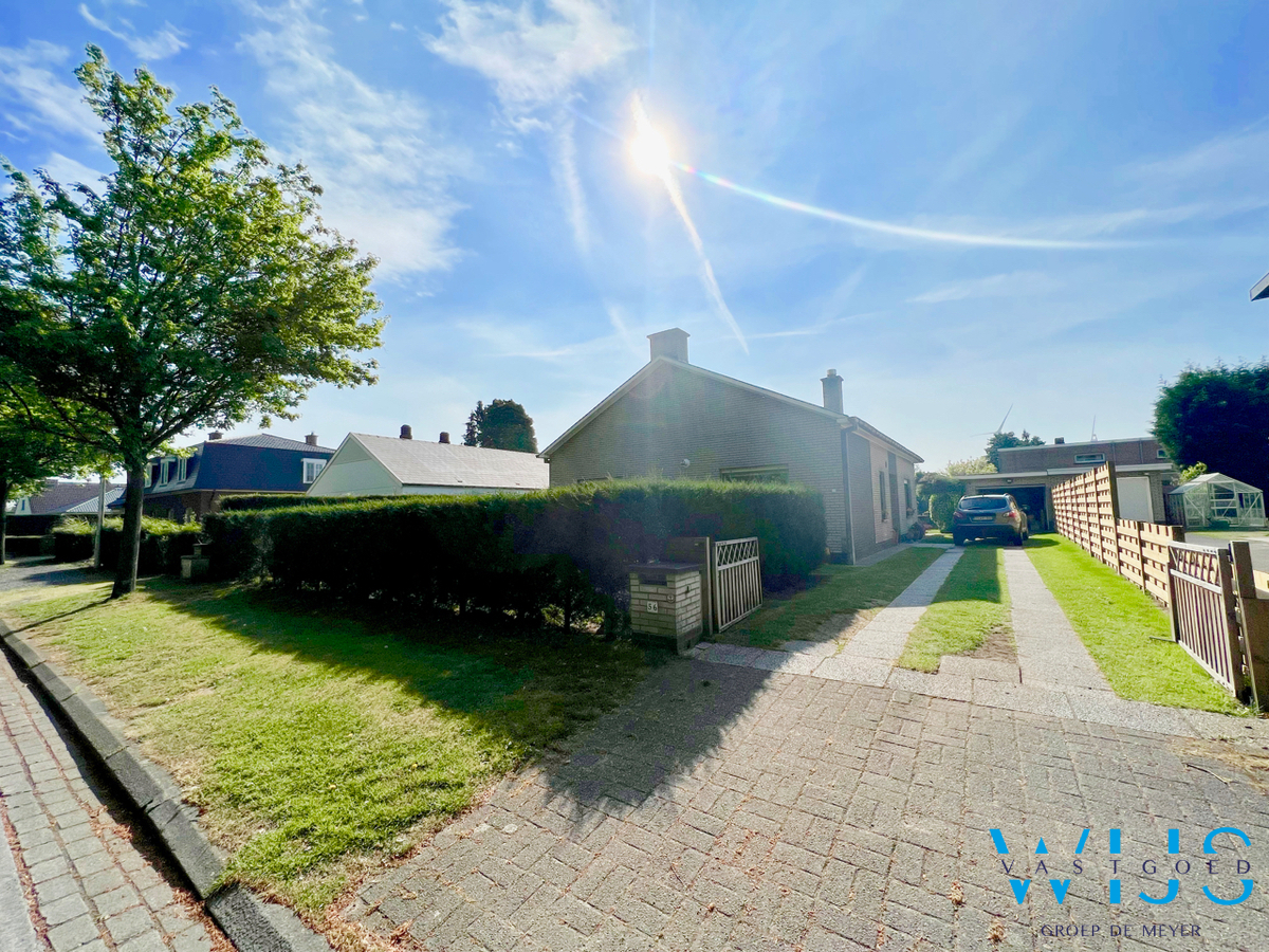 Mooie bungalow op een toplocatie te Evergem ! 