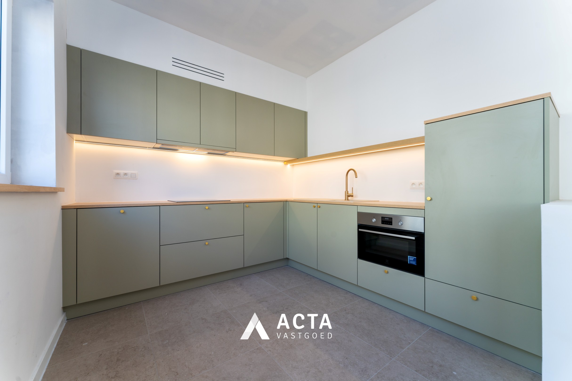 Recent gerenoveerd appartement met 2 slaapkamers 