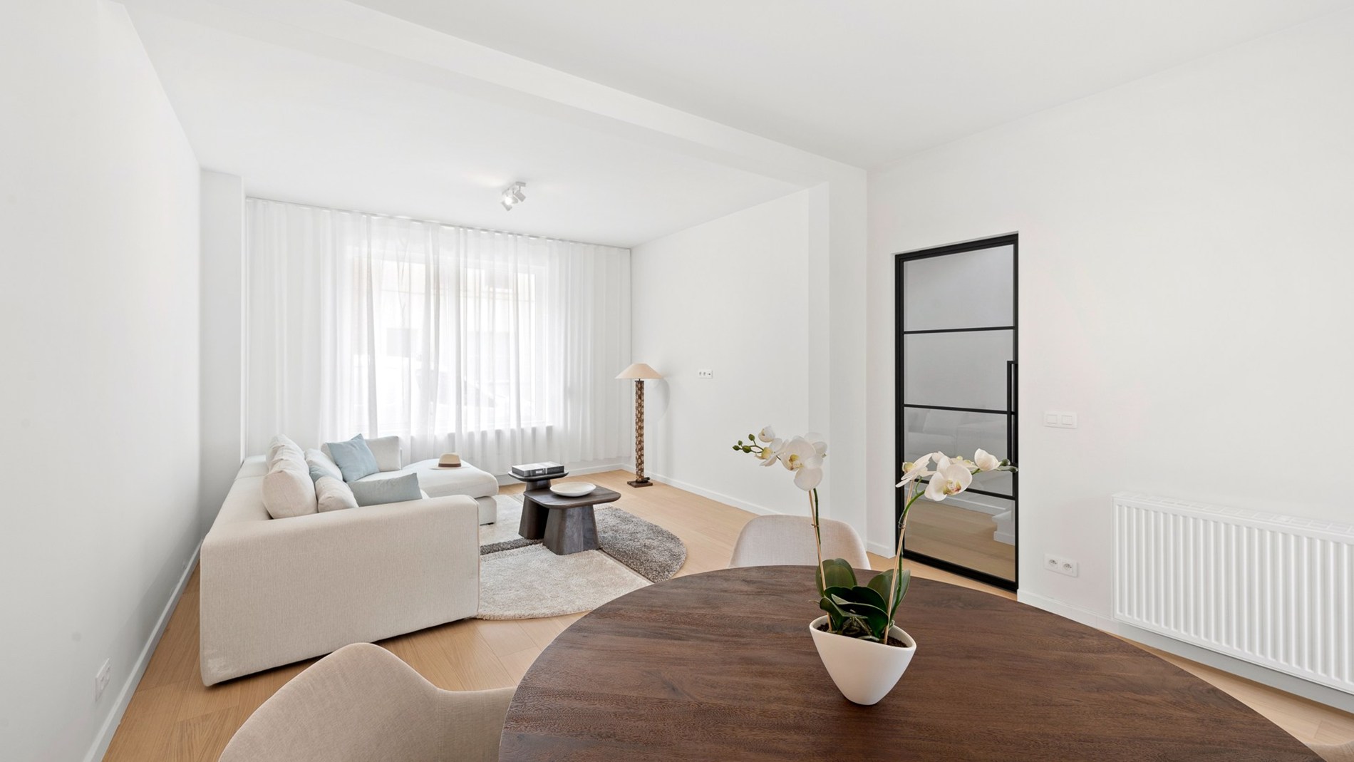 Prachtig gerenoveerde woning met 3 slaapkamers in Heist, dichtbij centrum en strand 