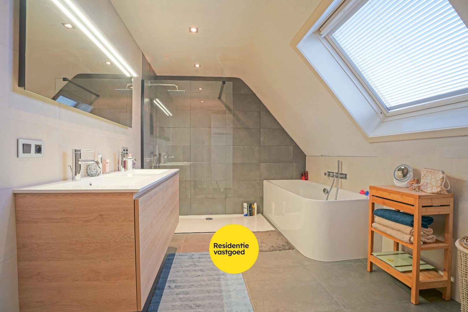 KIJKDAG zaterdag 28/02 van 10u tot 12u (inschrijven via residentievastgoed.be) 