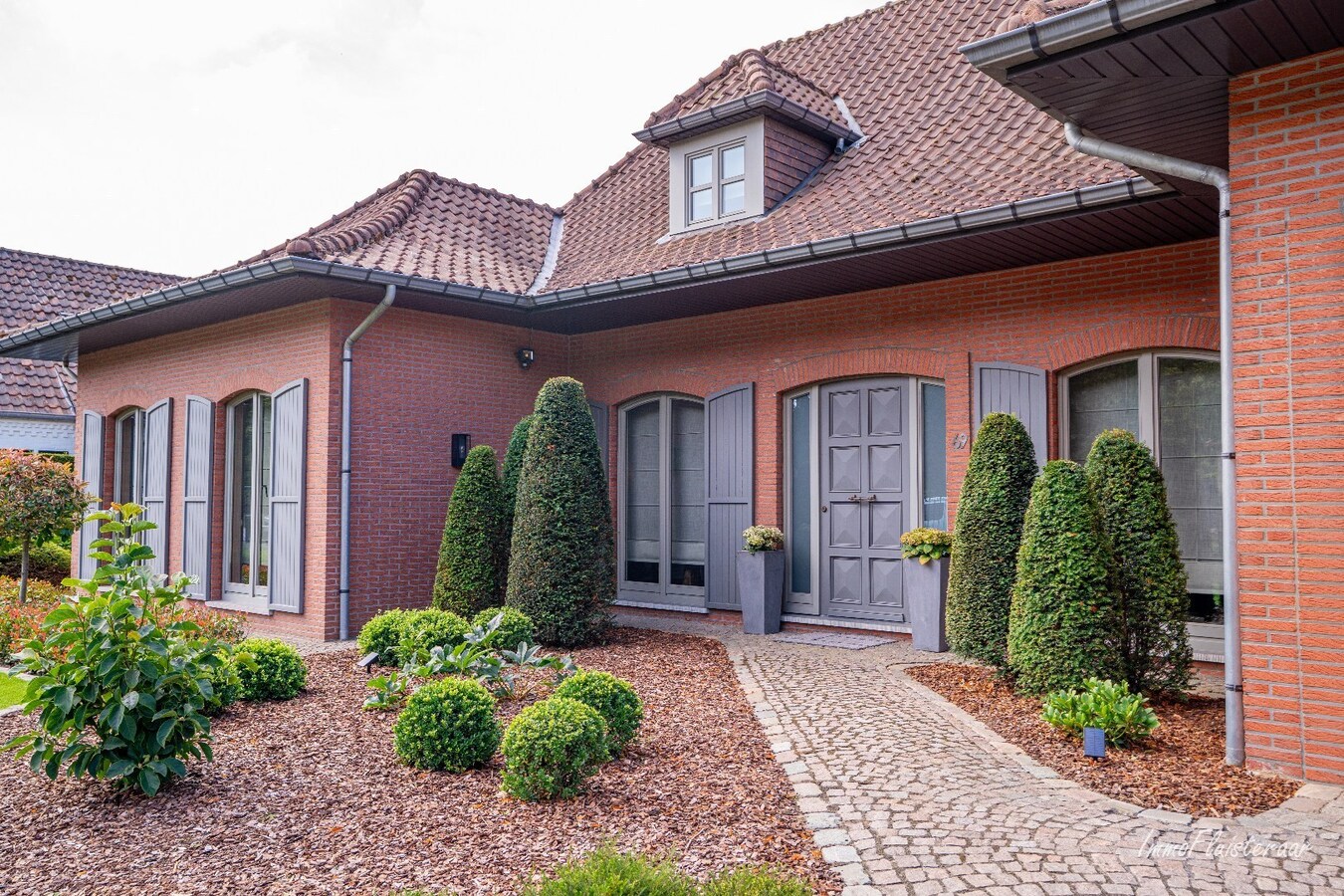 Unieke eigendom voor paardenliefhebbers met overdekt zwembad op ca. 1,8ha te Koersel (Beringen) 