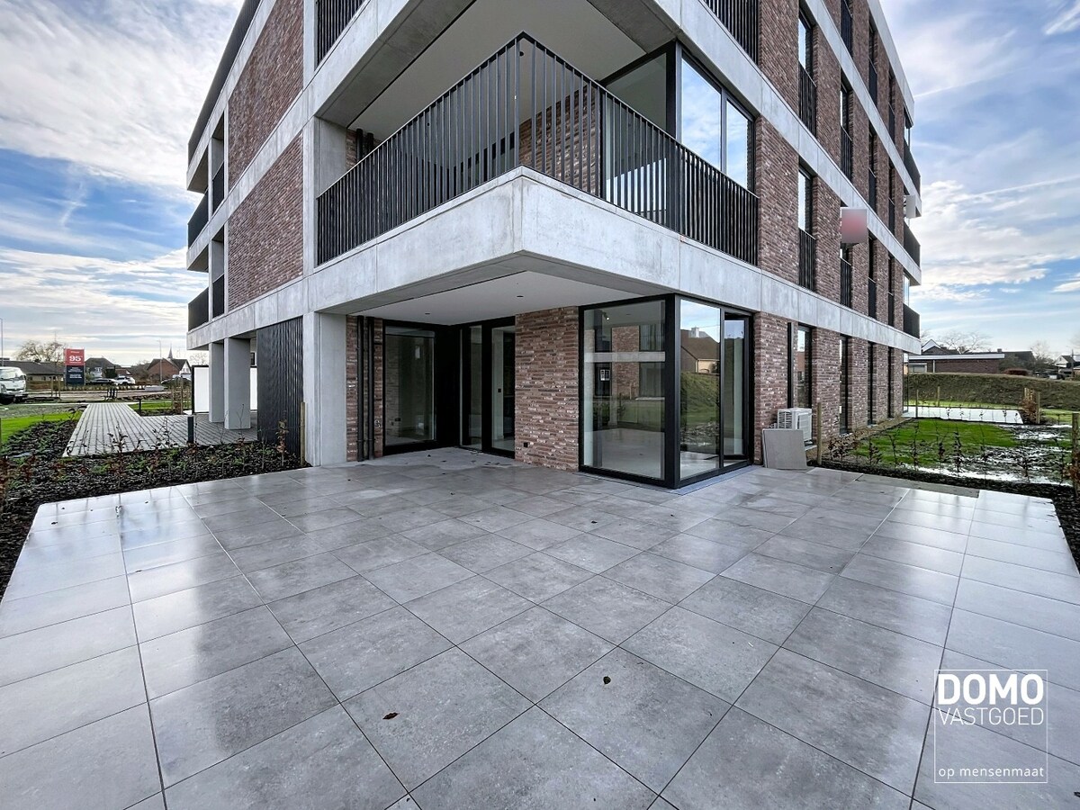 Modern gelijkvloers appartement gelegen te Kermt - 2 slaapkamers - energiezuinig - ruim terras 