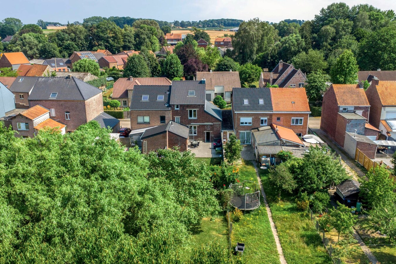 Prachtige woning met tuin, terras en garage 