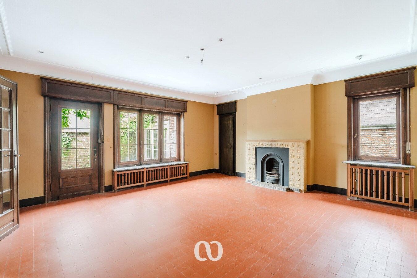 Karaktervolle herenwoning met 6 slaapkamers en stadstuin in centrum Oudenaarde 