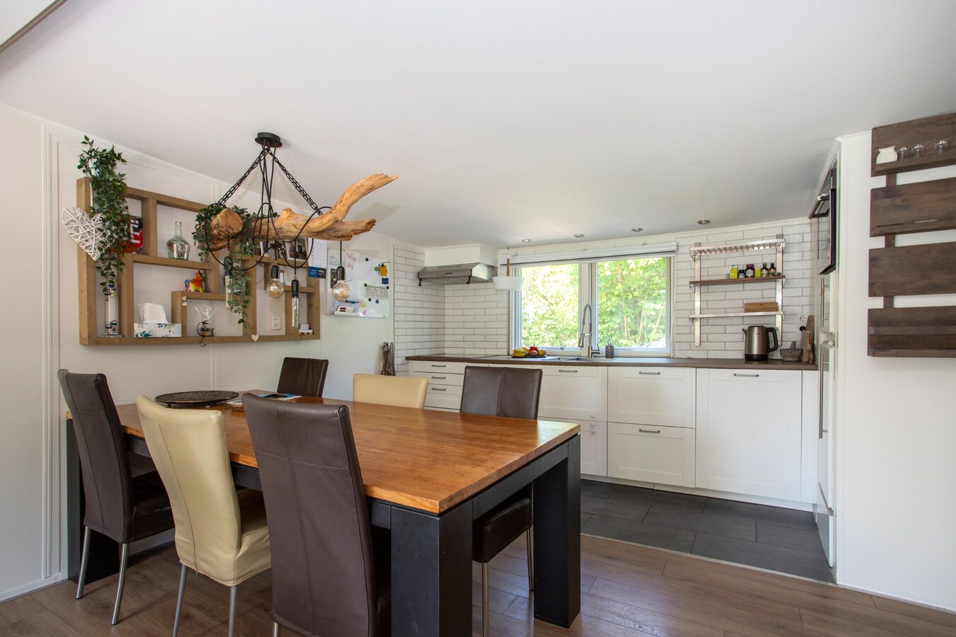 Instapklare recreatiewoning op park 'Brabantse Kempen' te Lage Mierde. 